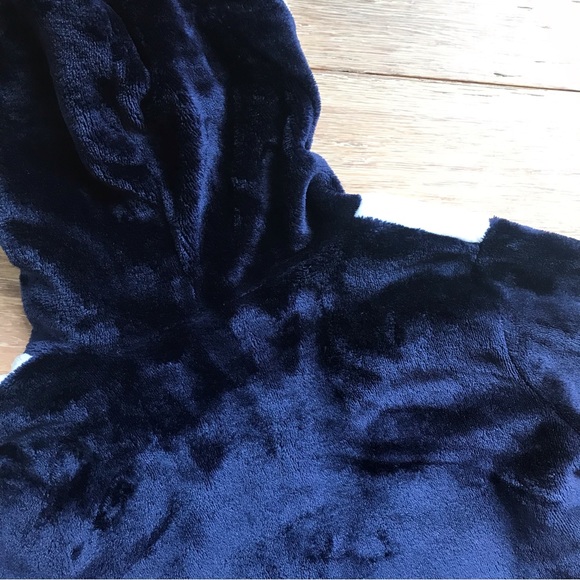 Penguin Toddler Bathrobe - Picture 10 of 13